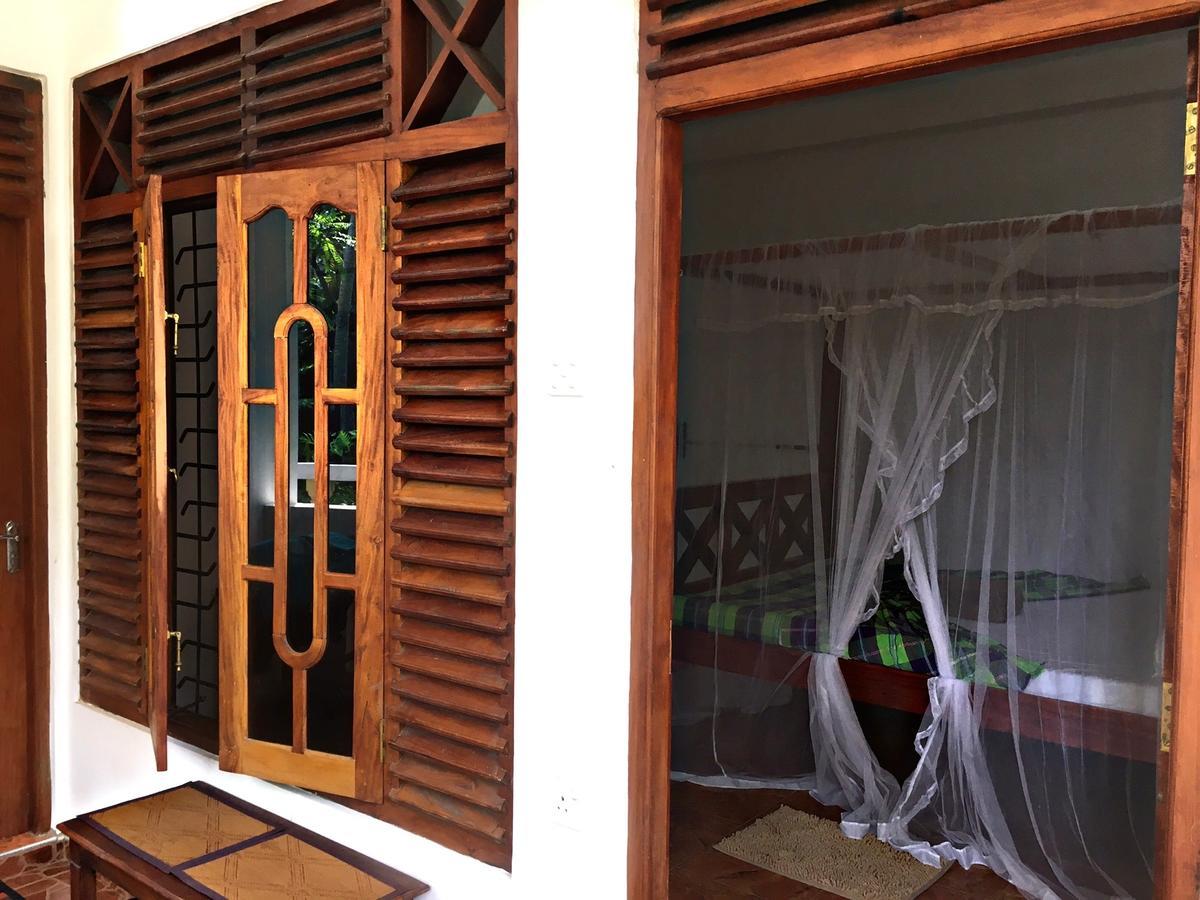 Happy Coconut Unawatuna Exterior foto